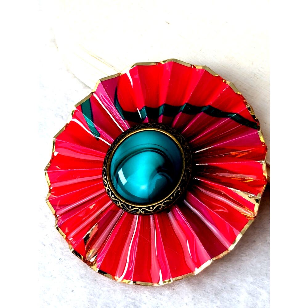 Vintage 1980s LALU(Lahr) Artist Signed Fan Pin - Resin Brooch